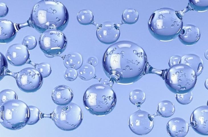 La formula dell’acqua: si scrive H2O e si legge acqua, ecco cosa c'è dentro un bicchiere