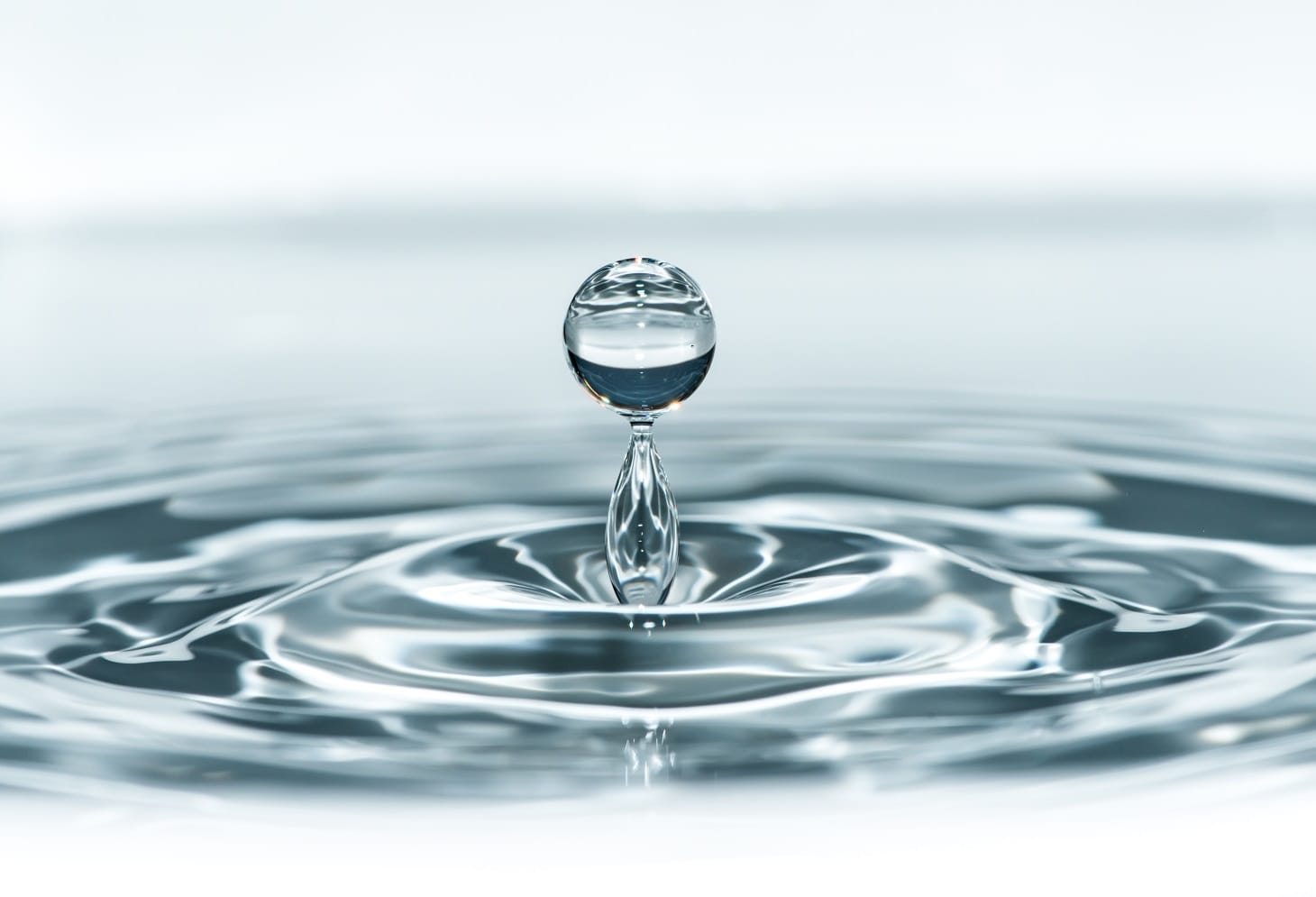 Quanto Pesa Una Goccia D Acqua