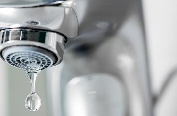 Ecco i 10 trucchi per risparmiare acqua (e soldi) in casa