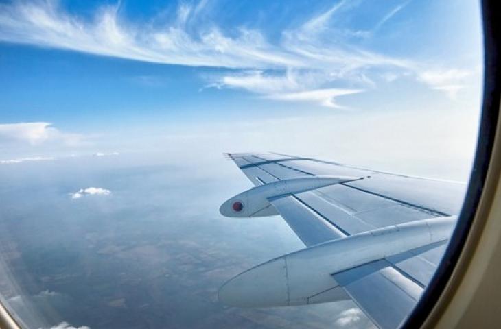 La bottiglietta d'acqua torna a volare