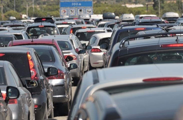 Esodo, italiani in auto stanchi, impreparati e annebbiati dallo stress