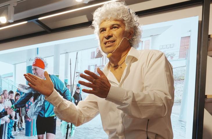 Roberto Cavallo, lo scrittore che aiuta le aziende verso la sostenibilità
