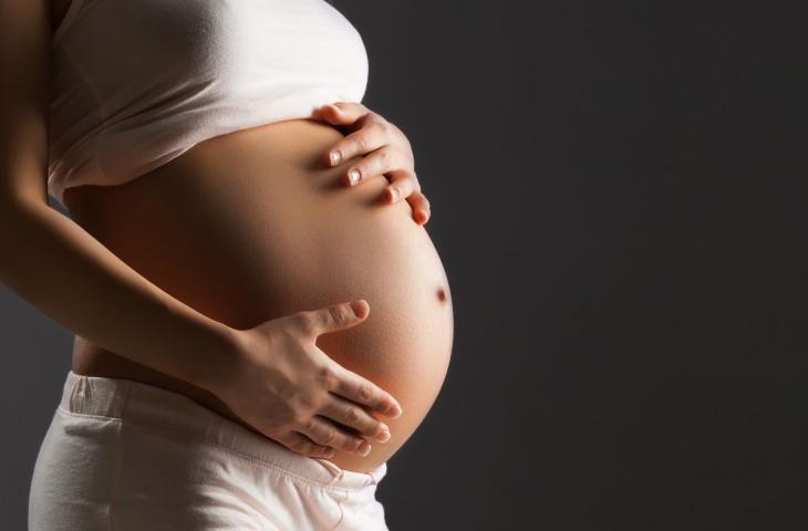 Ritenzione idrica in gravidanza, i rimedi per combatterla
