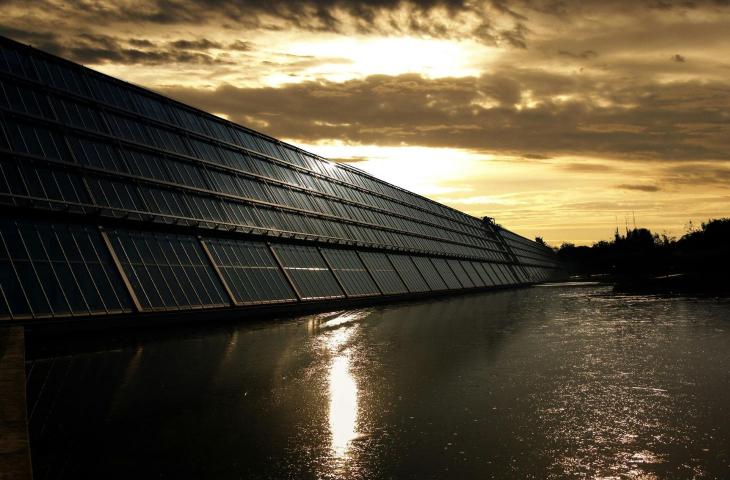 Desalinizzazione a energia solare: soluzioni innovative per l’acqua potabile