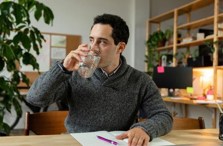 Disidratazione: i segnali del nostro corpo da non ignorare per la nostra salute