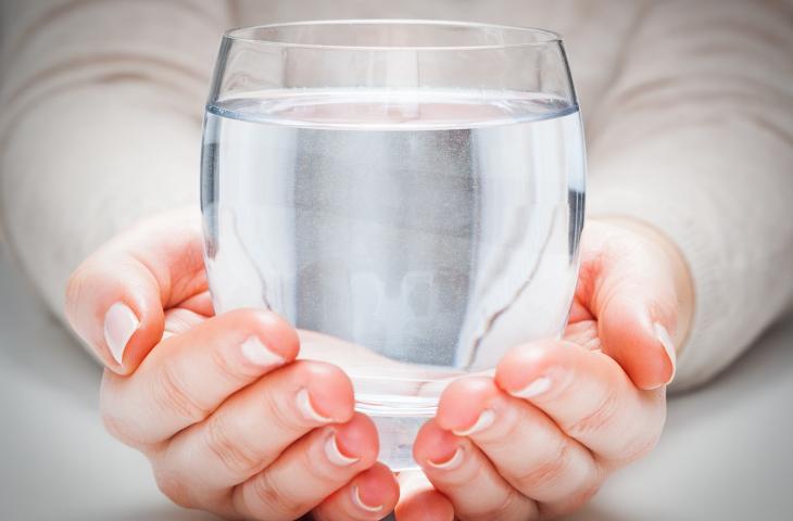 Acqua e salute: l'80% degli australiani non beve abbastanza 