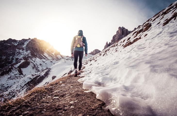 Escursioni invernali: scopri di quanta acqua hai bisogno 