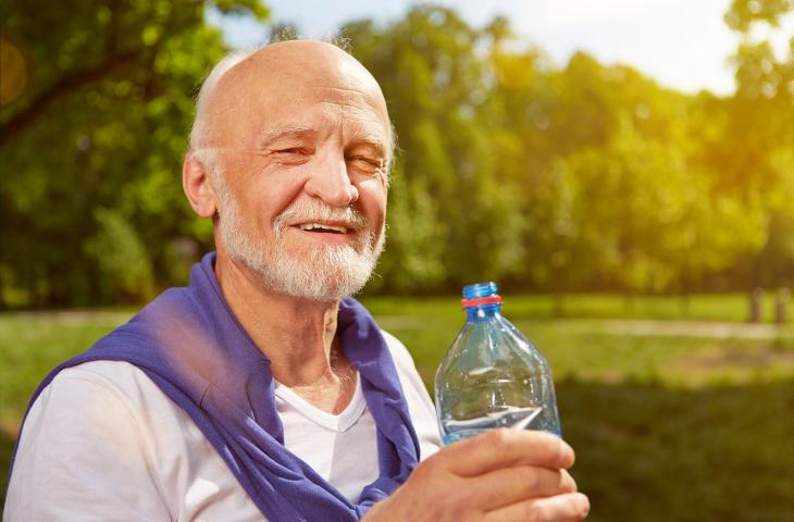 Corretta idratazione? Meno farmaci e prevenzione malattie 