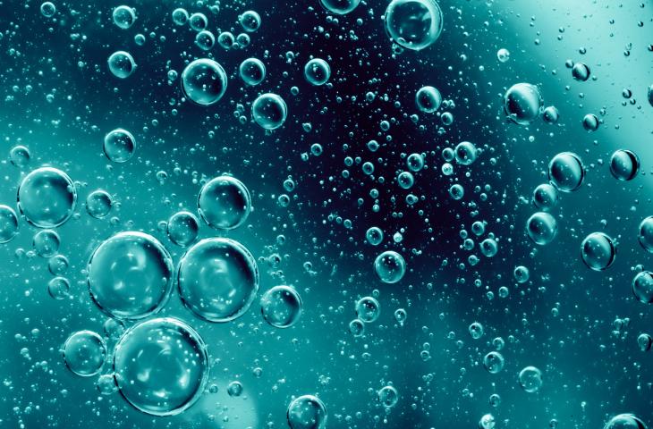 I benefici dell’acqua minerale gassata