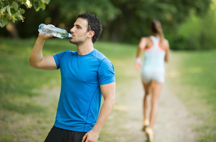 Le 6 regole d’oro sull’idratazione degli sportivi