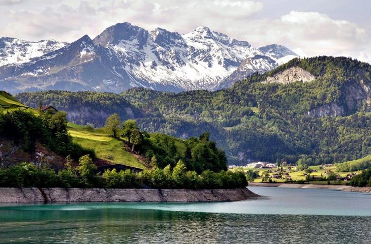 Fusione dei ghiacciai:  le Alpi crescono 2 mm all'anno 