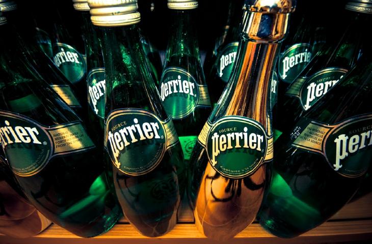 La frizzante più amata al mondo? E l’acqua Perrier_alt tag