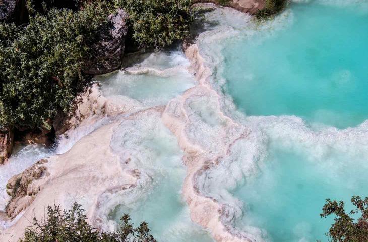 Piscine Turchesi di Millpu in Perù nella Ande un Paradiso Naturale – In a Bottle