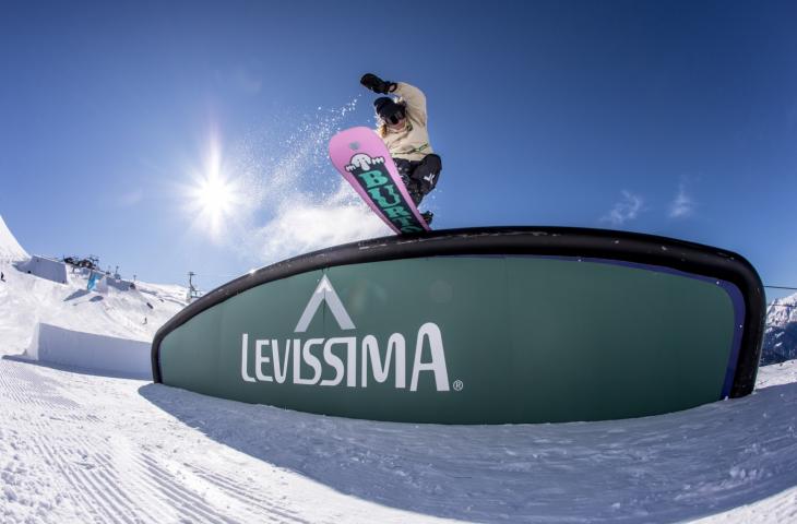 Levissima sponsor del Burton Mountain Mash 2019 - In a Bottle