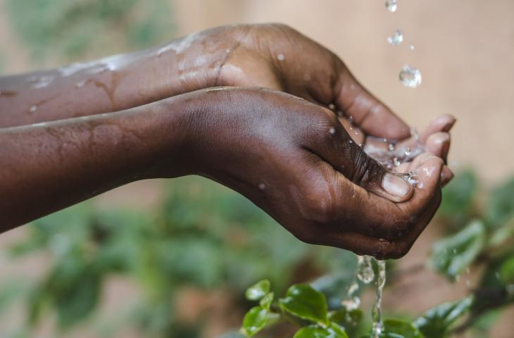 Trattamento di Depurazione Acqua in Mozambico – In a Bottle