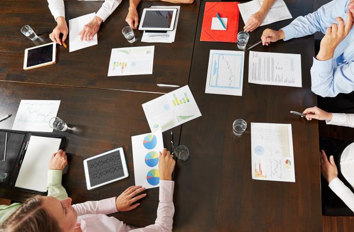 Risultati immagini per vita da ufficio