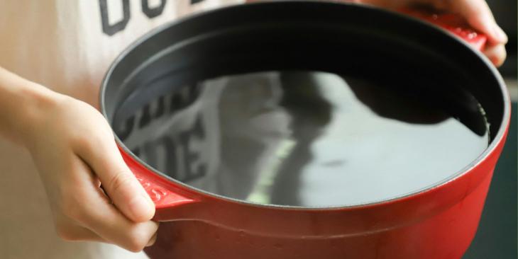 Acqua e gastronomia: un ingrediente invisibile che cambia tutto