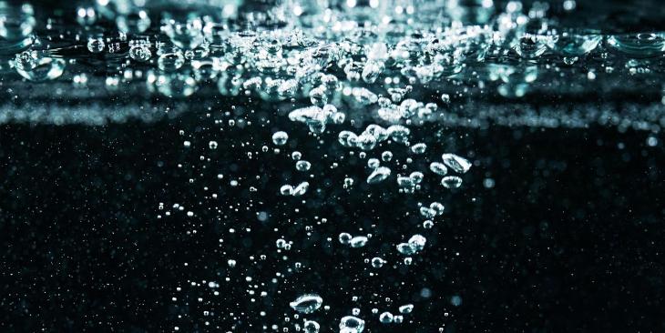 L’acqua supercritica può sciogliere persino l’oro