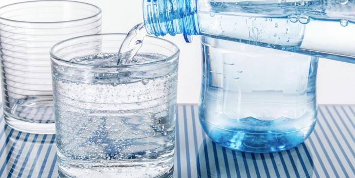 5 Miti invernali sull’acqua da sfatare per restare in salute