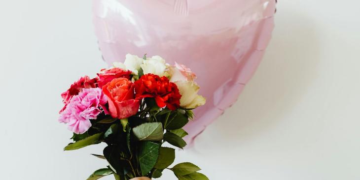 Green Valentine: l’impatto idrico dei fiori recisi e le alternative sostenibili per San Valentino
