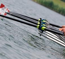 Gli sport acquatici aiutano a rimettersi in forma in autunno