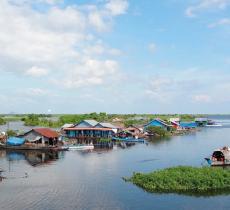 Turismo sostenibile: storia del villaggio galleggiante in Cambogia 