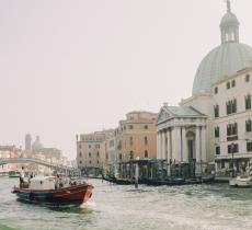 Travel greenwashing: come capire quali compagnie di viaggio sono davvero sostenibili 