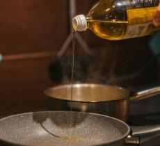 Dove buttare l’olio esausto