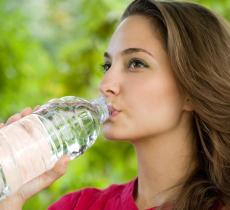 Gennaio detox: 5 motivi per cui l’acqua è la tua migliore alleata nel Dry January