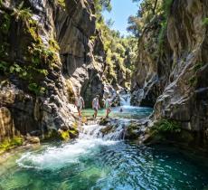 Turismo in estate: 5 mete italiane dove l'acqua dolce è protagonista