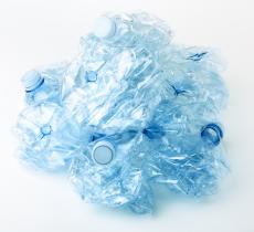 Arriva la plastica del futuro, biodegradabile e biocompatibile 