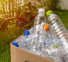 Dalla Spagna arriva una plastica biodegradabile a base di alghe e farina - In a Bottle