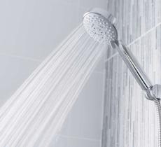 Dalla Svezia una doccia "intelligente" che risparmia il 75% dell’acqua impiegata