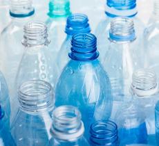 Carbios annuncia: un enzima in grado di riciclare la plastica - In a Bottle