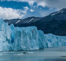 Il ghiacciaio Perito Moreno dà spettacolo in Patagonia alt_tag