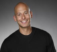 Harley Pasternak svela i benefici della dieta dell'acqua 