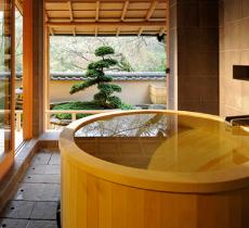Il rito del bagno giapponese: alla scoperta di ofuro - In a Bottle