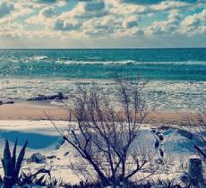 La fascinazione potente del mare d’inverno