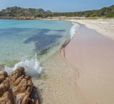 Mauro Morandi, la storia del custode dell’Isola di Budelli - In a Bottle