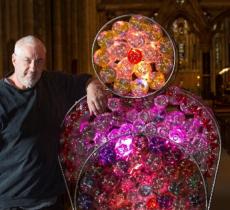 Il rosone “riciclato” di Stephenson illumina la Cattedrale di Durham