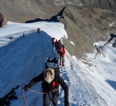 Tra Italia e Austria una rete di sensori per misurare il ritiro dei ghiacciai_alt tag