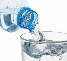 USA, raggiunto il massimo storico di consumo di acqua in bottiglia 