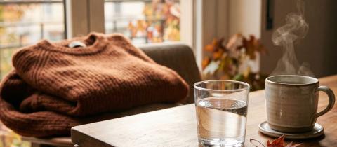 Equinozio d'autunno perché l'idratazione è la tua prima alleata contro il mal di stagione