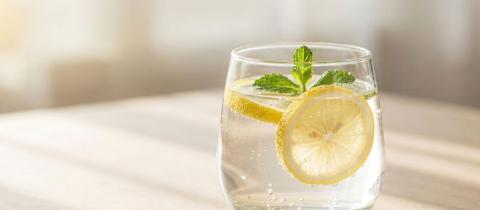 Giornata Mondiale contro l’Obesità: l’acqua è la prima mossa per un metabolismo attivo