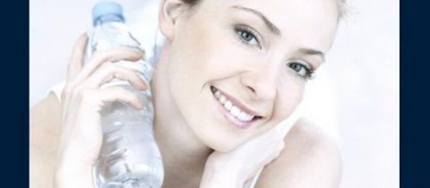 Improve Your Mood with Ladies' Glass Water | In a Bottle