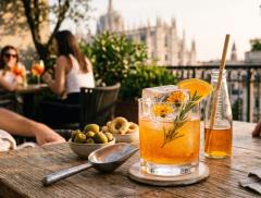 - Ice-Cubes Gourmet la scienza e il trend dietro i cubetti di ghiaccio perfetti (e trasparenti)