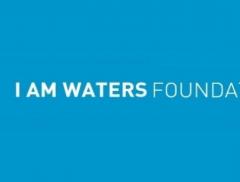 I Am Waters Foundation, acqua e amore per i senzatetto