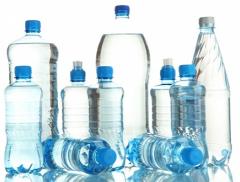 Americani pazzi per l'acqua, consumi aumentati negli ultimi 15 anni