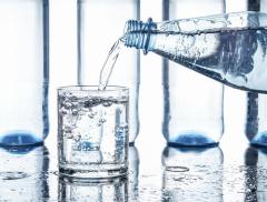 6 buoni motivi per bere acqua 