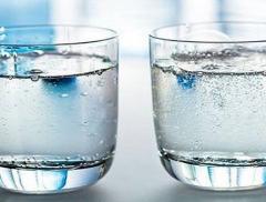Altro che birra, in Germania aumenta il consumo di acqua minerale